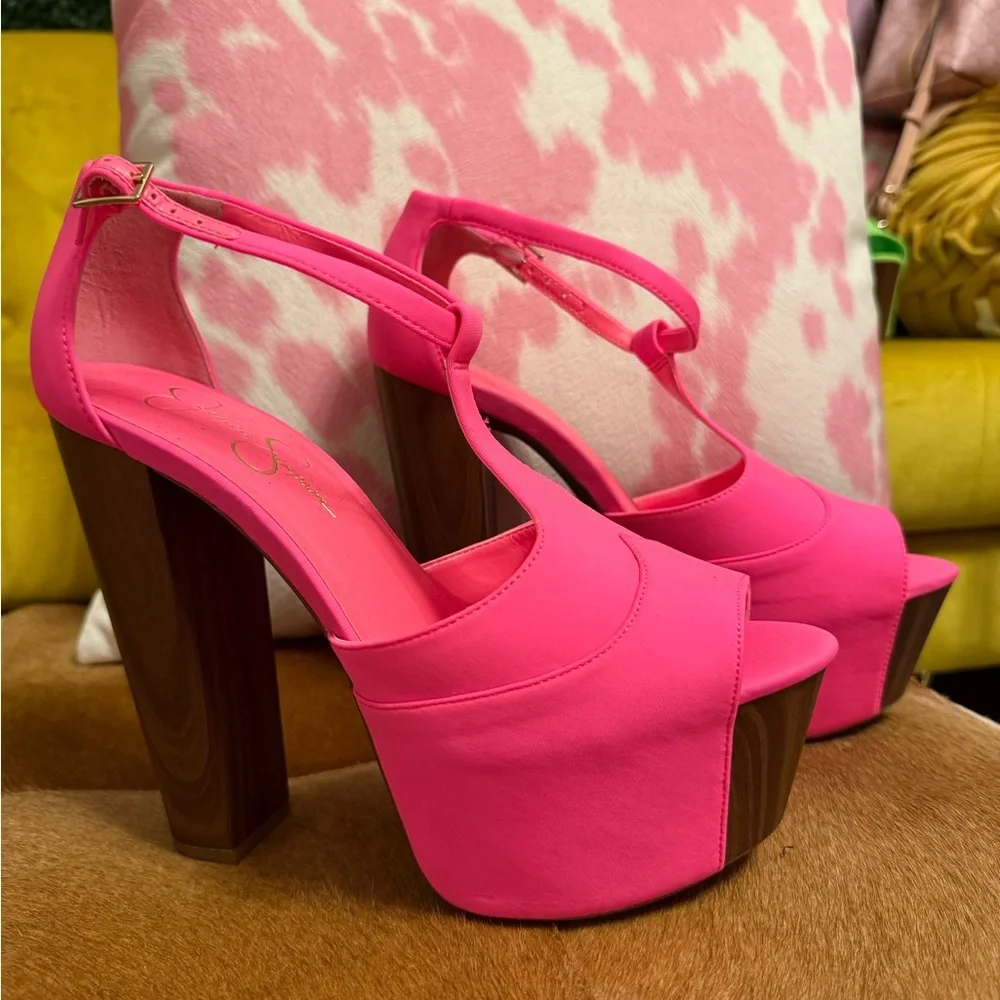 Jessica Simpson NWOB Hot Pink Platform Block Chunky Heels‎ Size 9